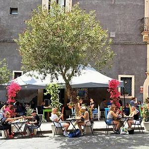 Finestre Sul Teatro - - Parking Included , Catane Italie